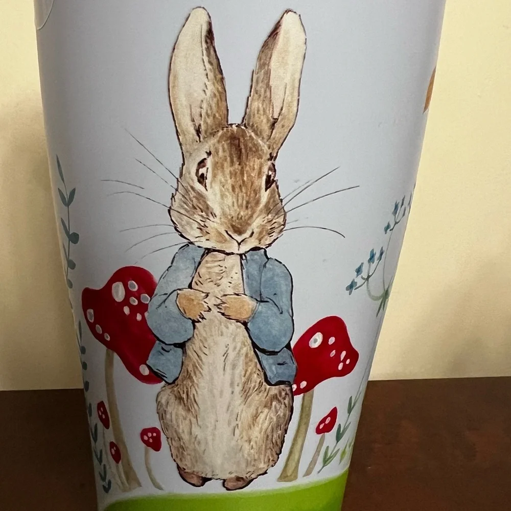 NWOT Beatrix Potter Peter Rabbit Stainless Steel Tumbler Cup 40oz